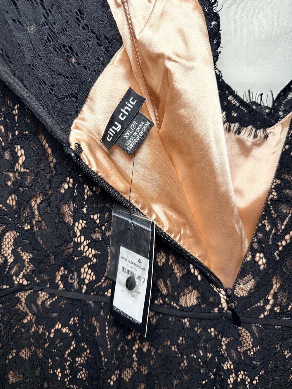 City Chic Black Lace Formal Gown XXL 24 NWT - Picture 4 of 6